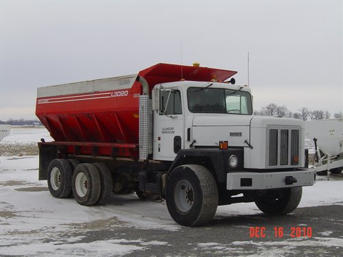 Property photo 22 - Farmer's Grain & Ag Extra Farm Equipment Auction